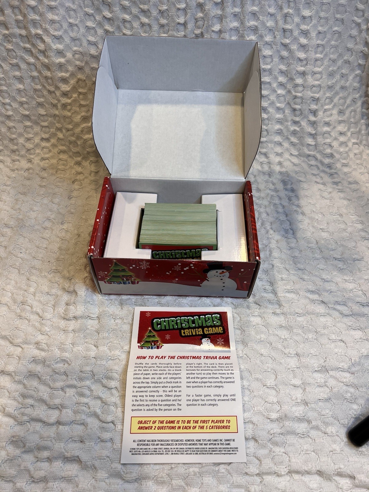 2015 Outset CHRISTMAS TRIVIA GAME EUC Complete A Perfect Holiday Gift