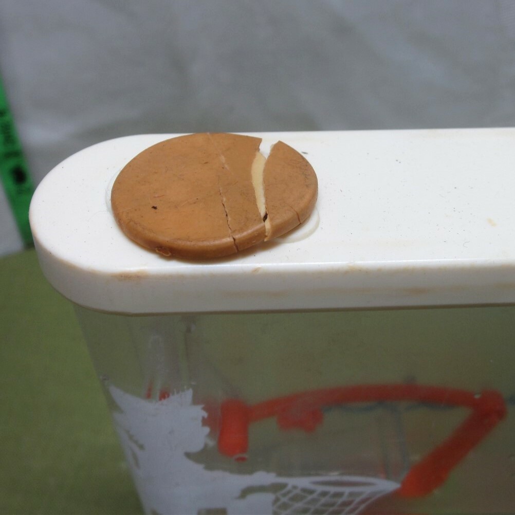 WATER GAMES plastic container fishing 1976 travel Tomy air bubbles Faszination
