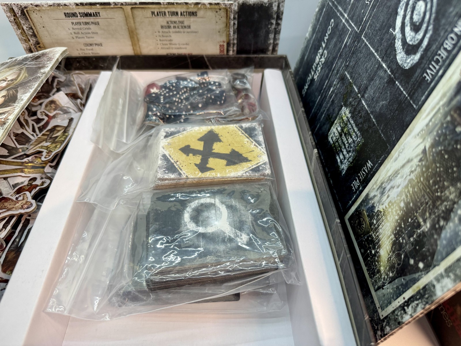 Dead of Winter Board Game | Plaid Hat Games | READ!