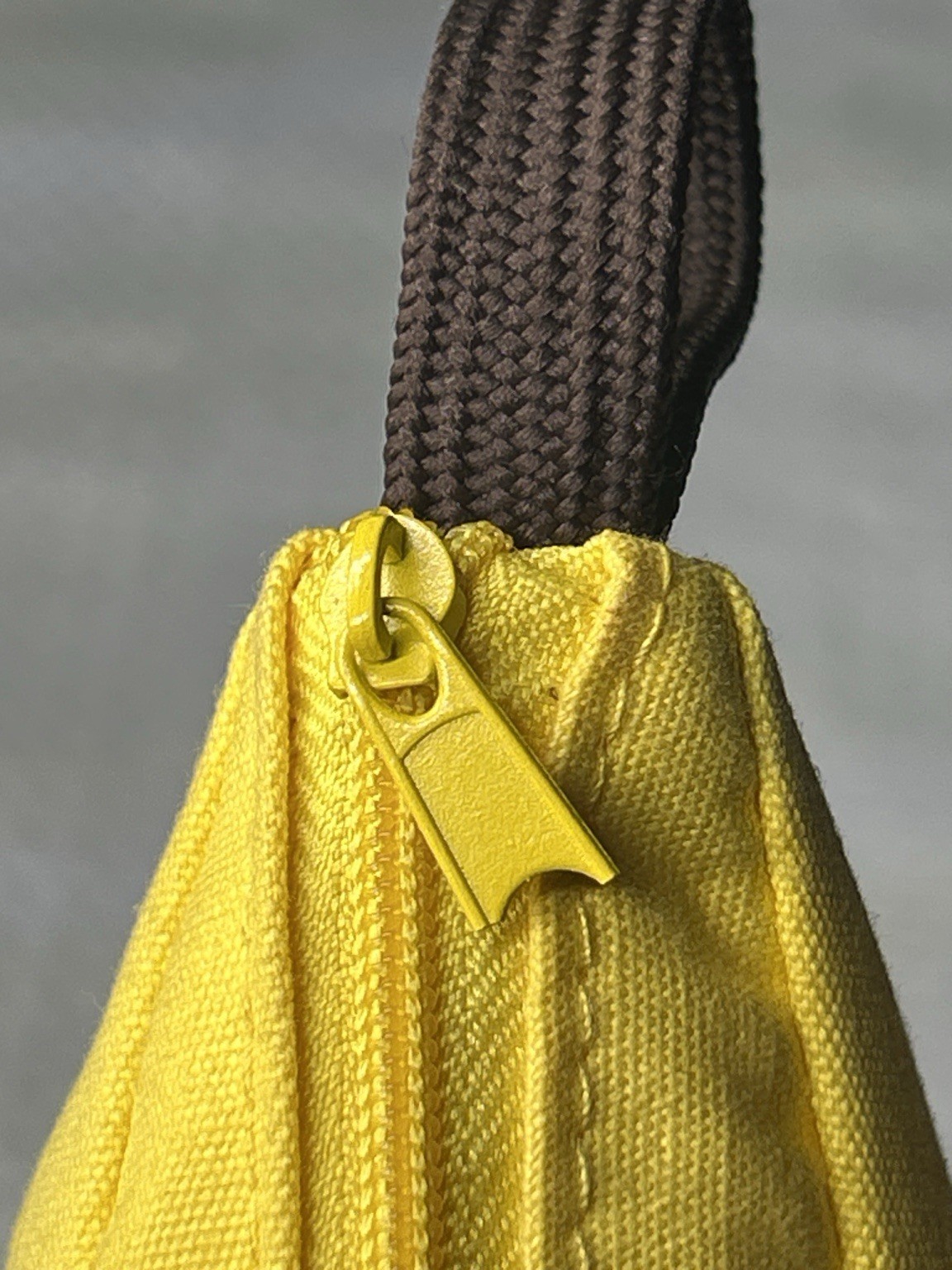 Bananagrams Complete Word Game Yellow Banana Pouch All Tiles Included