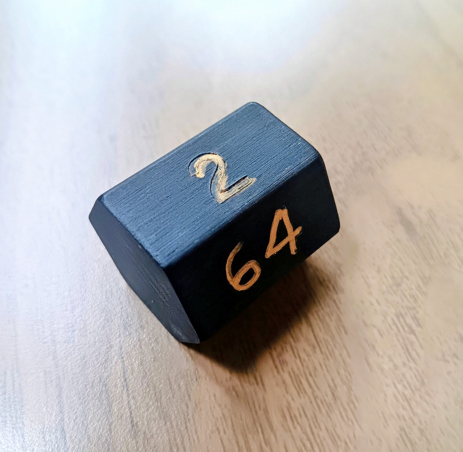 Vintage 1 1/4in Black Wooden Hexagonal Backgammon Doubling Cube, 2-64
