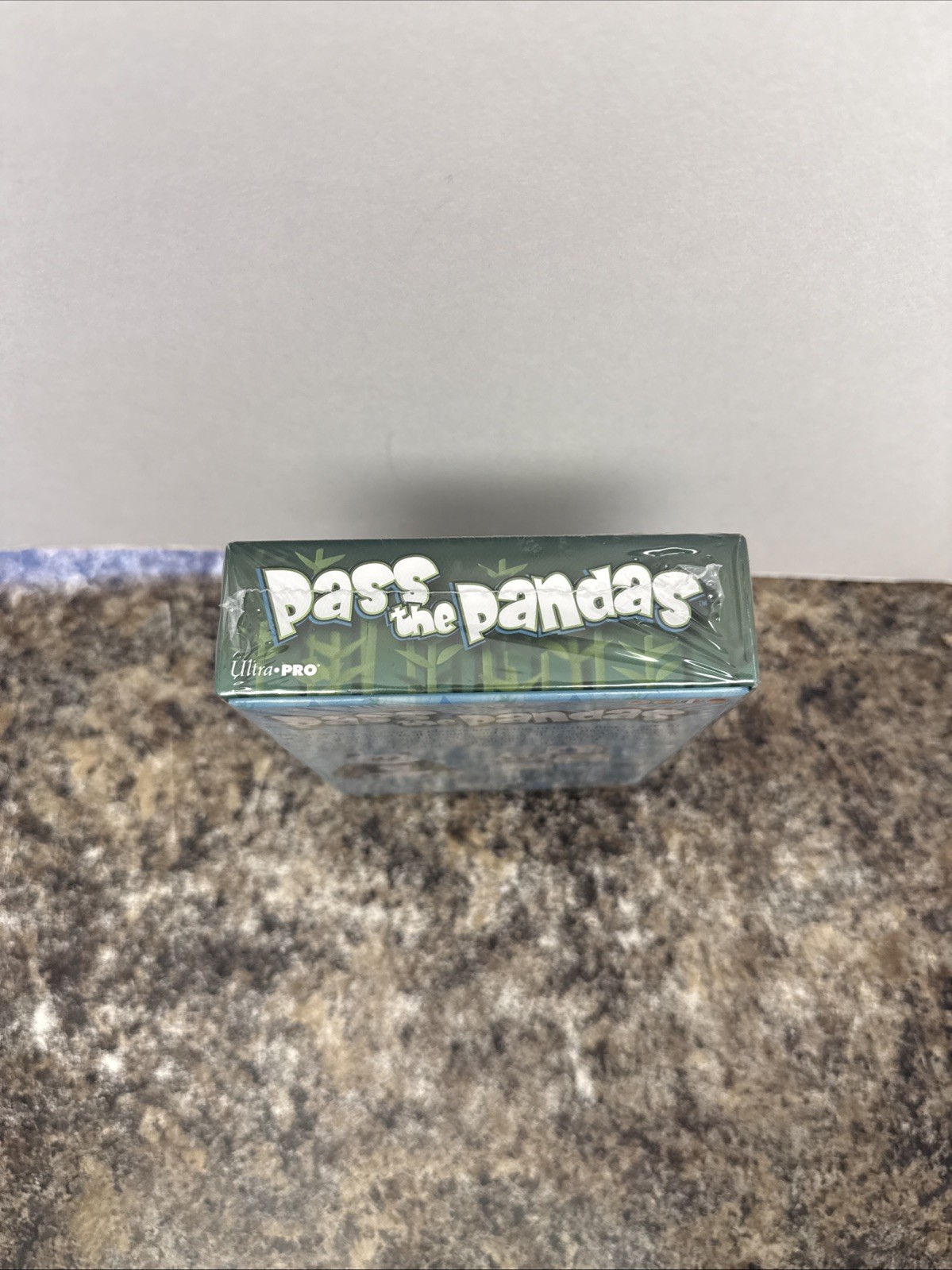Pass the Pandas Dice Game Playroom Entertainment NEW Multiplayer Age 6 to Adult