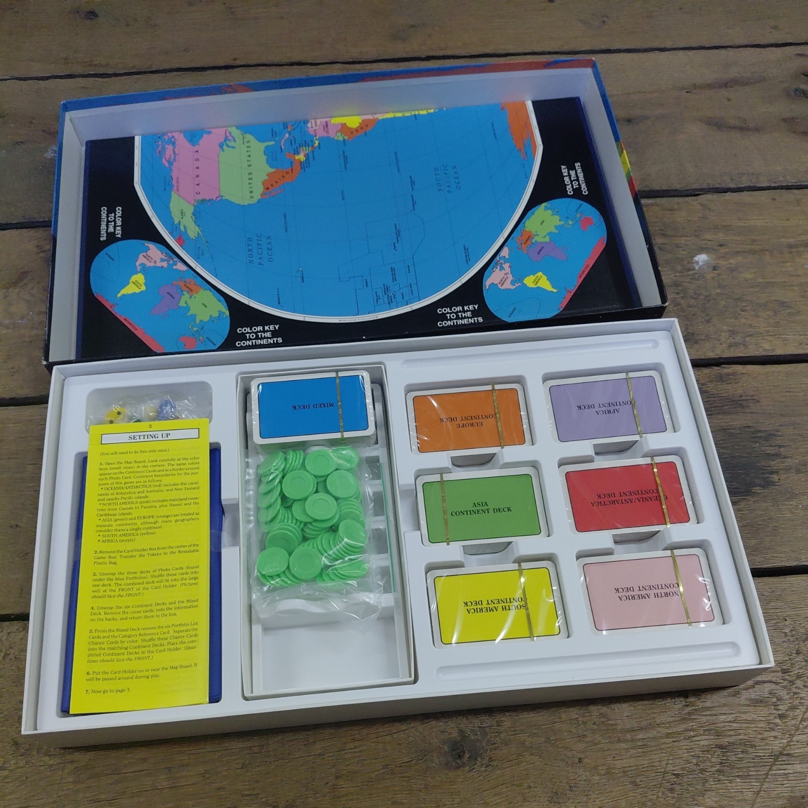 VINTAGE 1990 ON ASSIGNMENT WITH NATIONAL GEOGRAPHIC BOARD GAME! New w open box!
