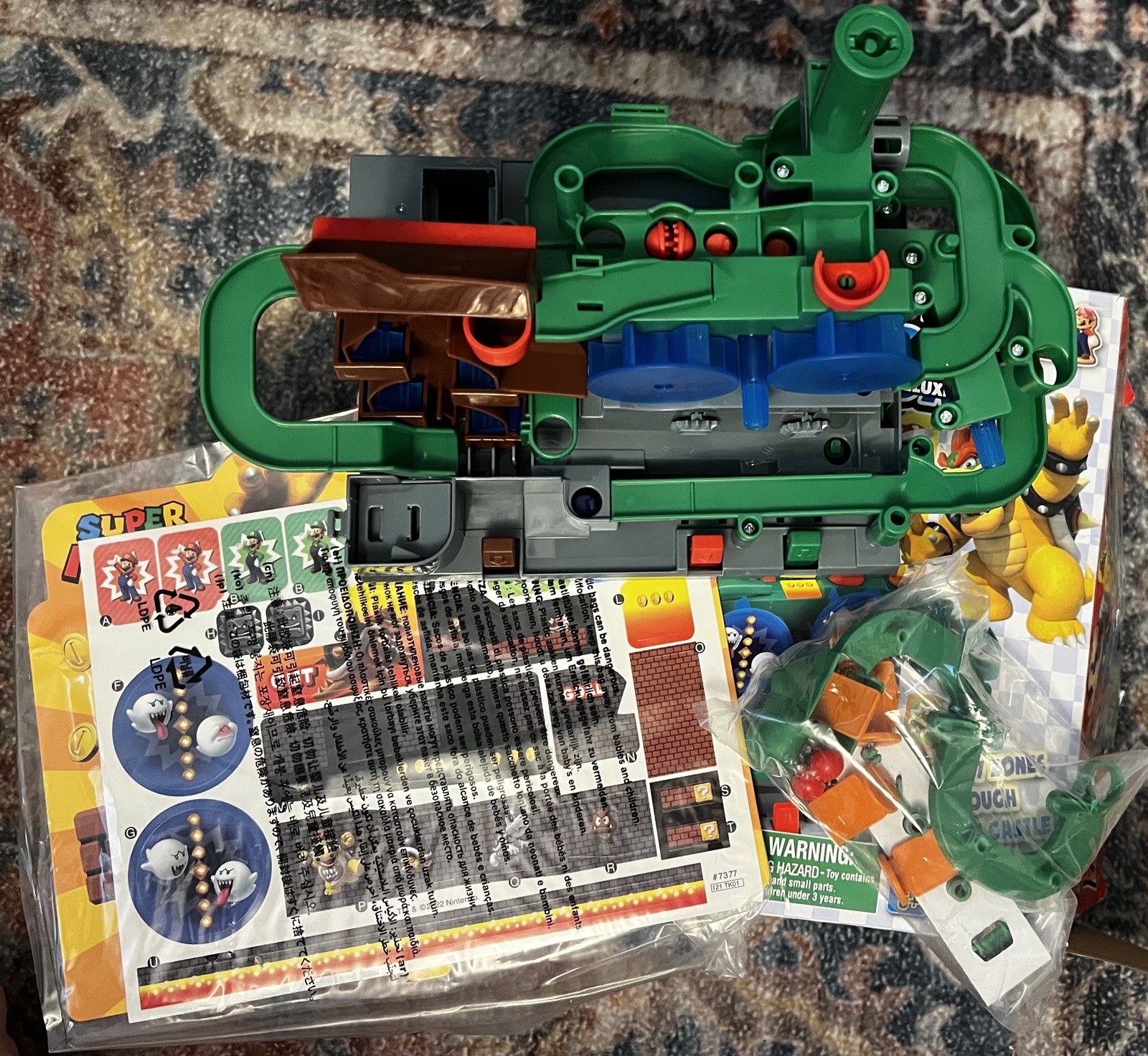 EPOCH Super Mario Adventure Game DX – Tabletop Skill and Action Game