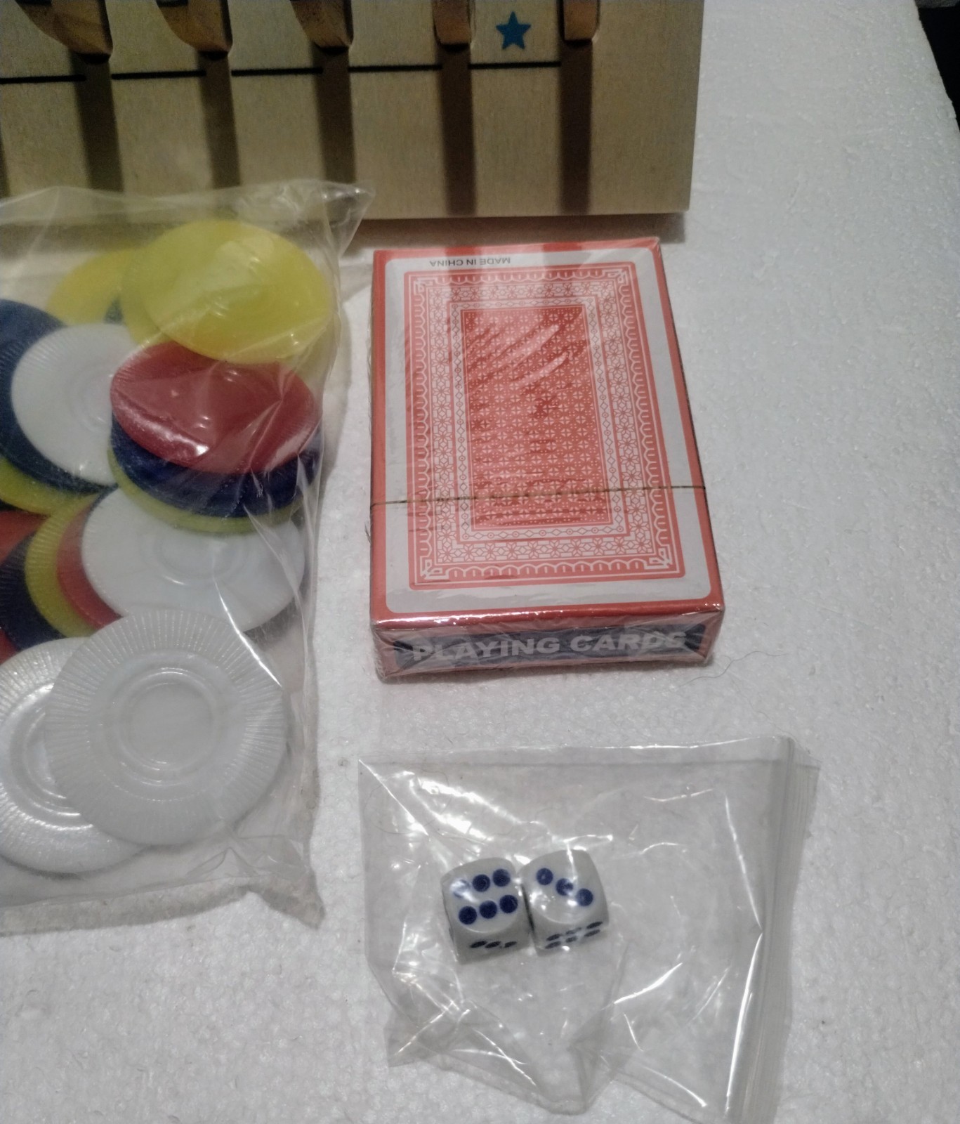 Large Wooden Racing Horse Race Game with Playing Cards Chips & Dice