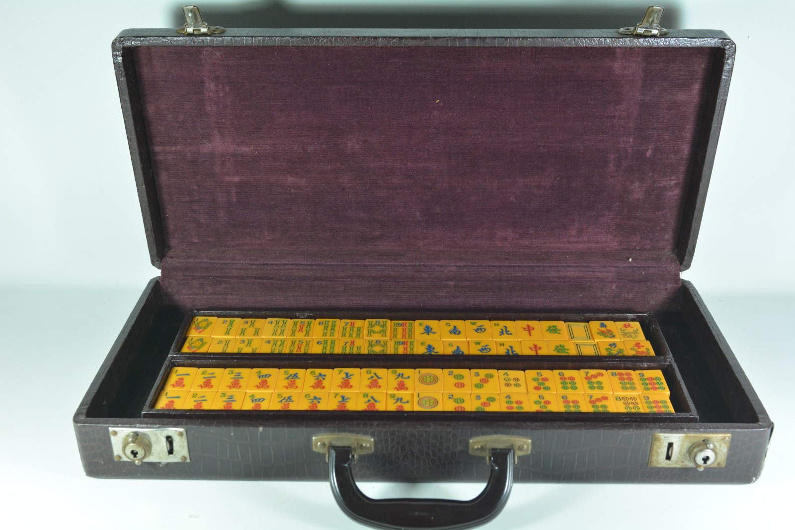 Fine OLD 156 Tile Chinese Mahjong Game Bakelite Butterscotch Mah Jongg Rack Case