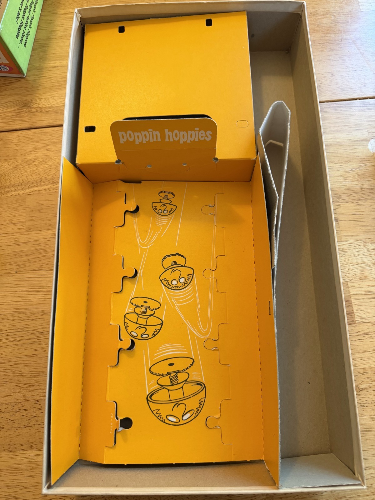 Poppin Hoopies 1968 Board Game Ideal Toys Board Pieces Box missing 1 hoppie