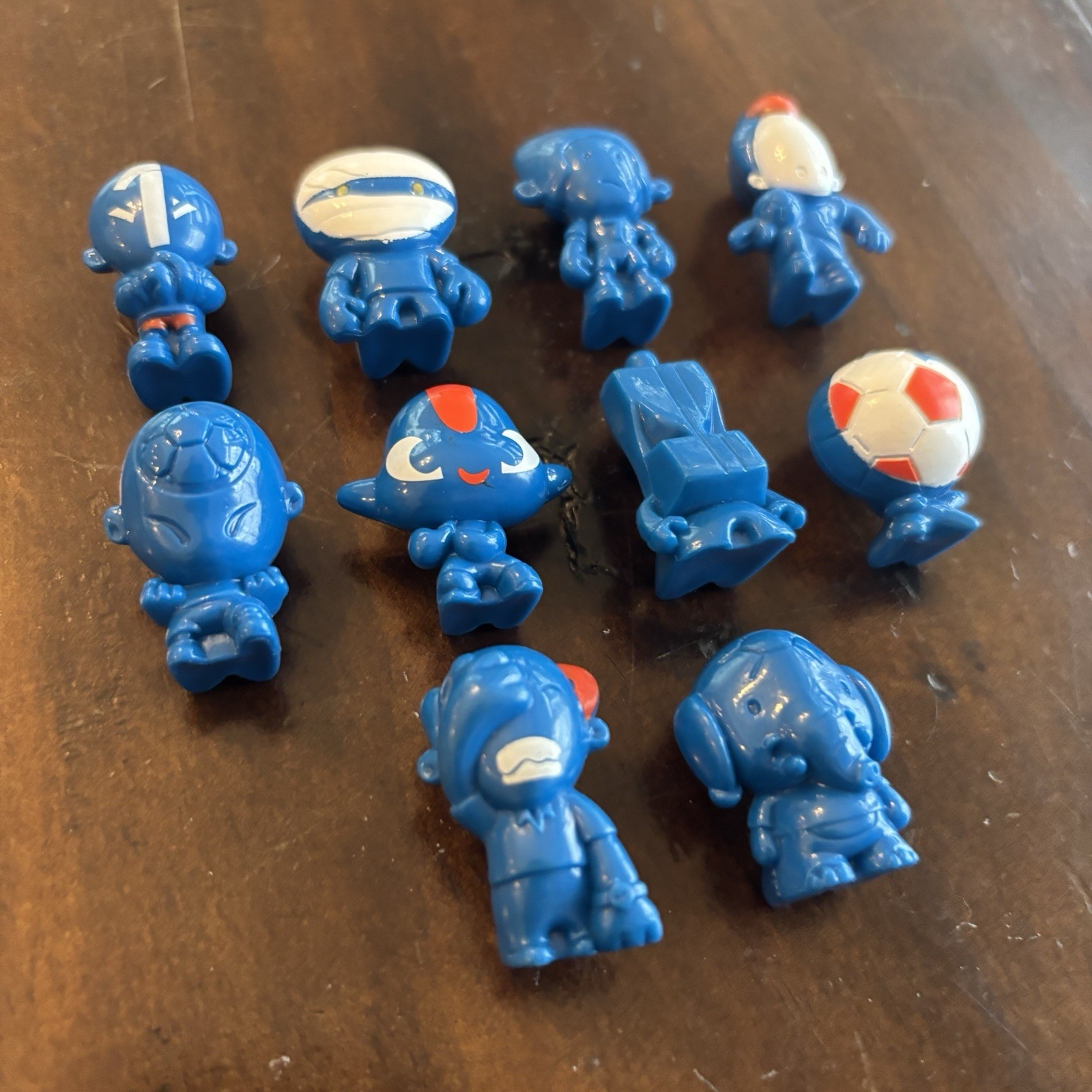 Complete SET FRANCE – 2010 FIFA World Cup VOETBAL Gogos Crazy Bones FUT BRASIL