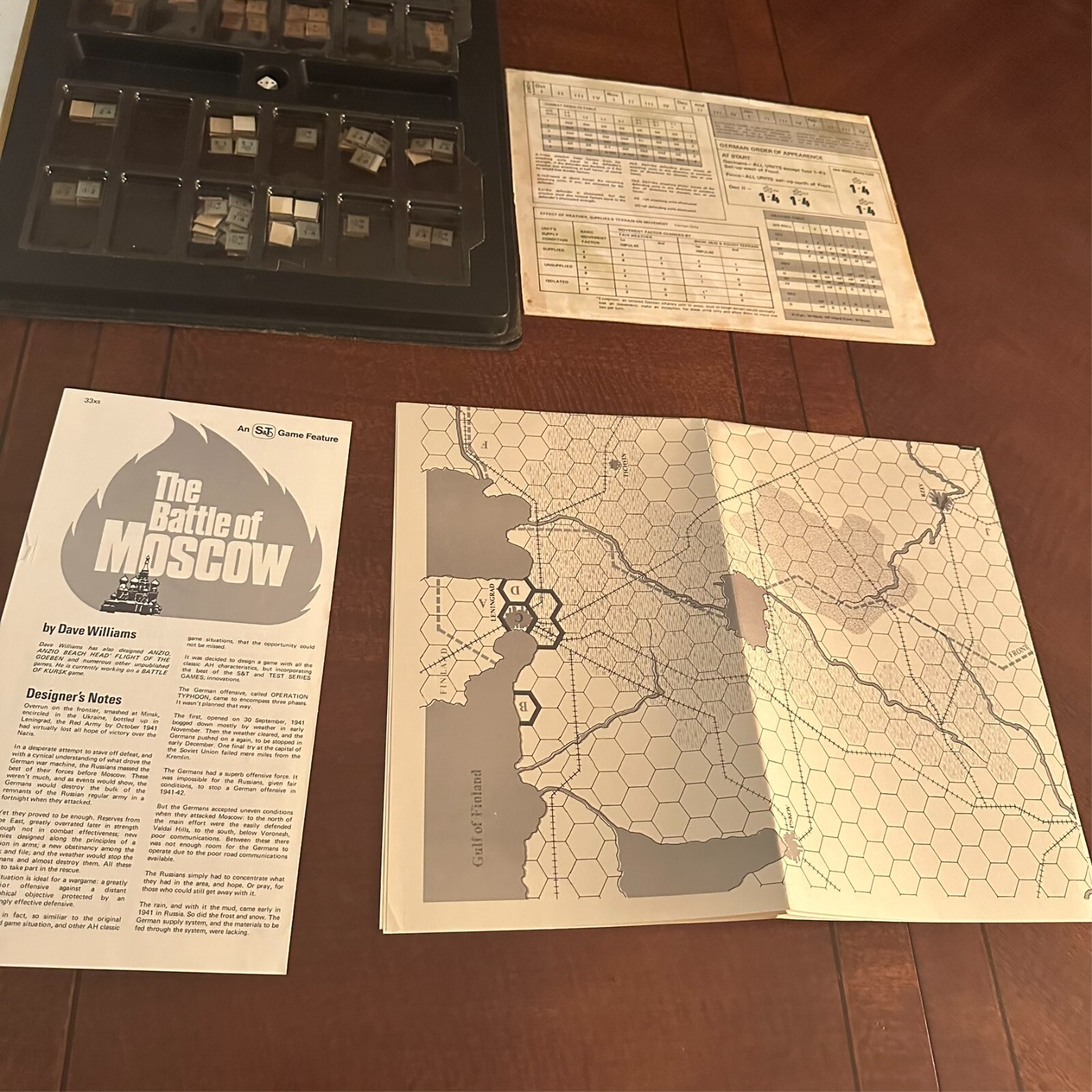 SPI 1970 Tray : The BATTLE of MOSCOW game – S&T 24 (PUNCHED)
