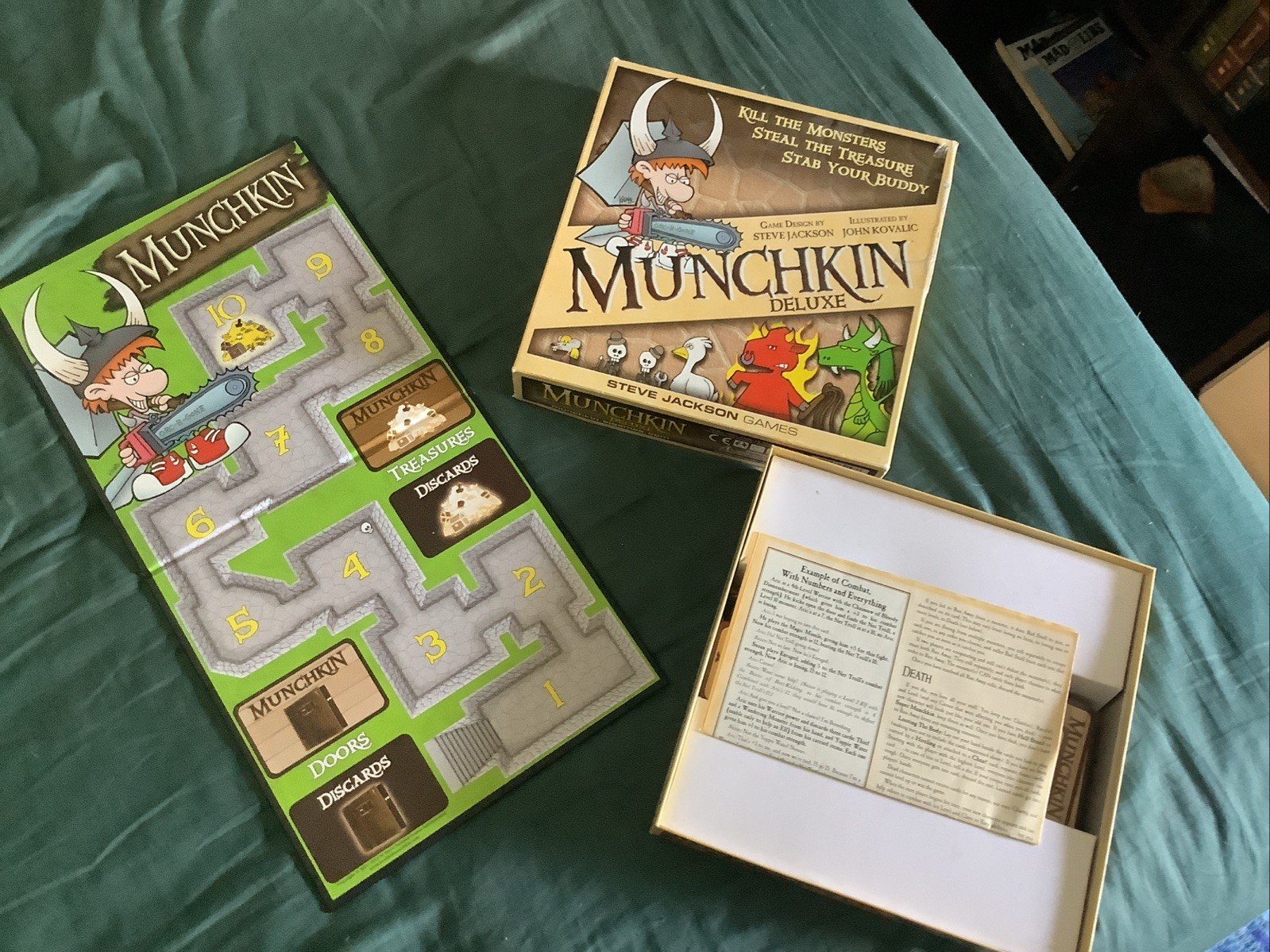 Lot Of 5 Board Games, Tribond, Smash Up, Munchkin, Battleship, Expl. Kittens
