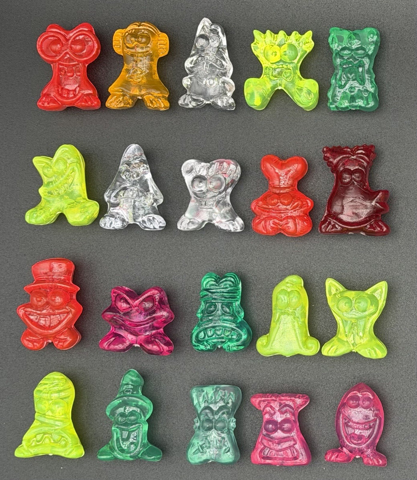 Gogos Crazy Bones COMPLETE SET of CLASSIC MUTANTS 20 total w/ Eggy