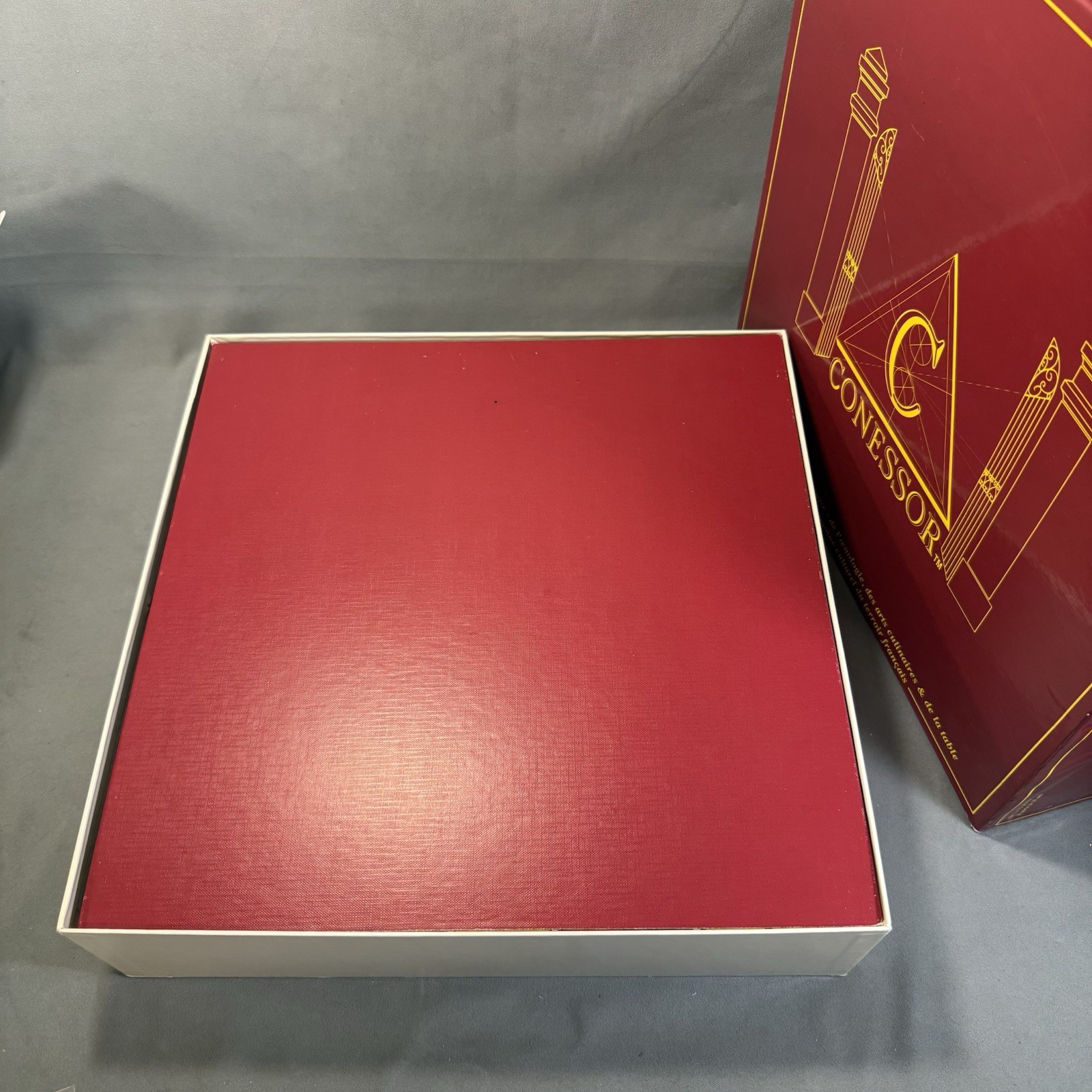 Vintage 1993 French Culture Trivia Board Game CONESSOR – Unplayed Sealed Content