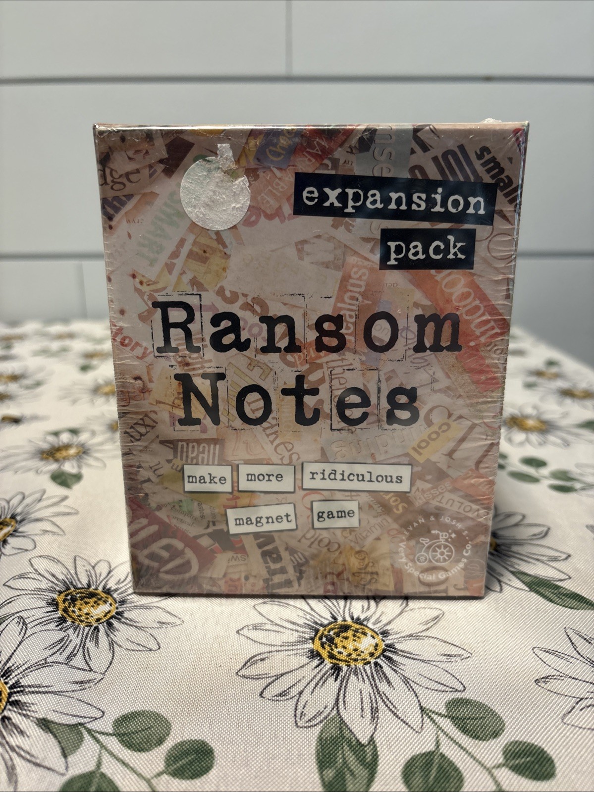New Ransom Notes Expansion Pack Magnet Word Party Game for 3-10 Players Sealed