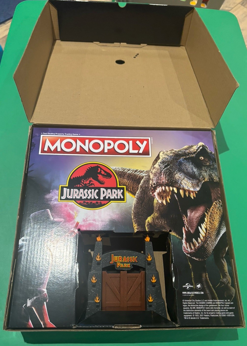 Monopoly Jurassic Park Edition Board Game (2021) – 100% Complete – Working Audio