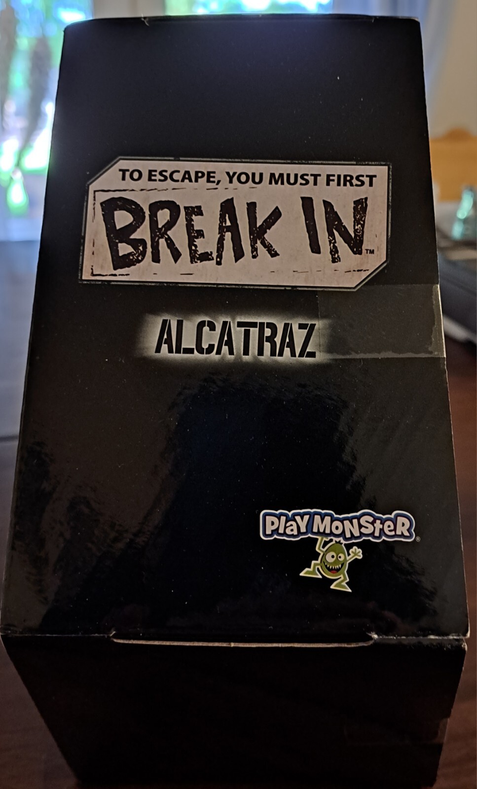Break In: Alcatraz Game Ages 10+ | 1-6 players