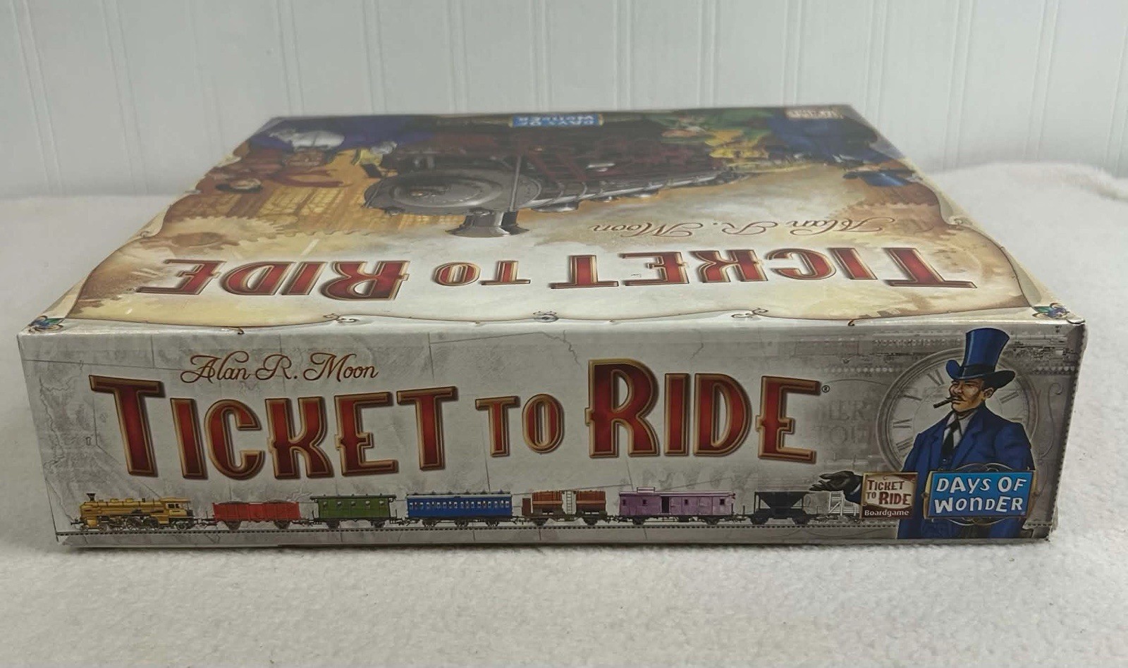 Ticket to Ride Original Edition North America Board Game Complete Open Dmg Box