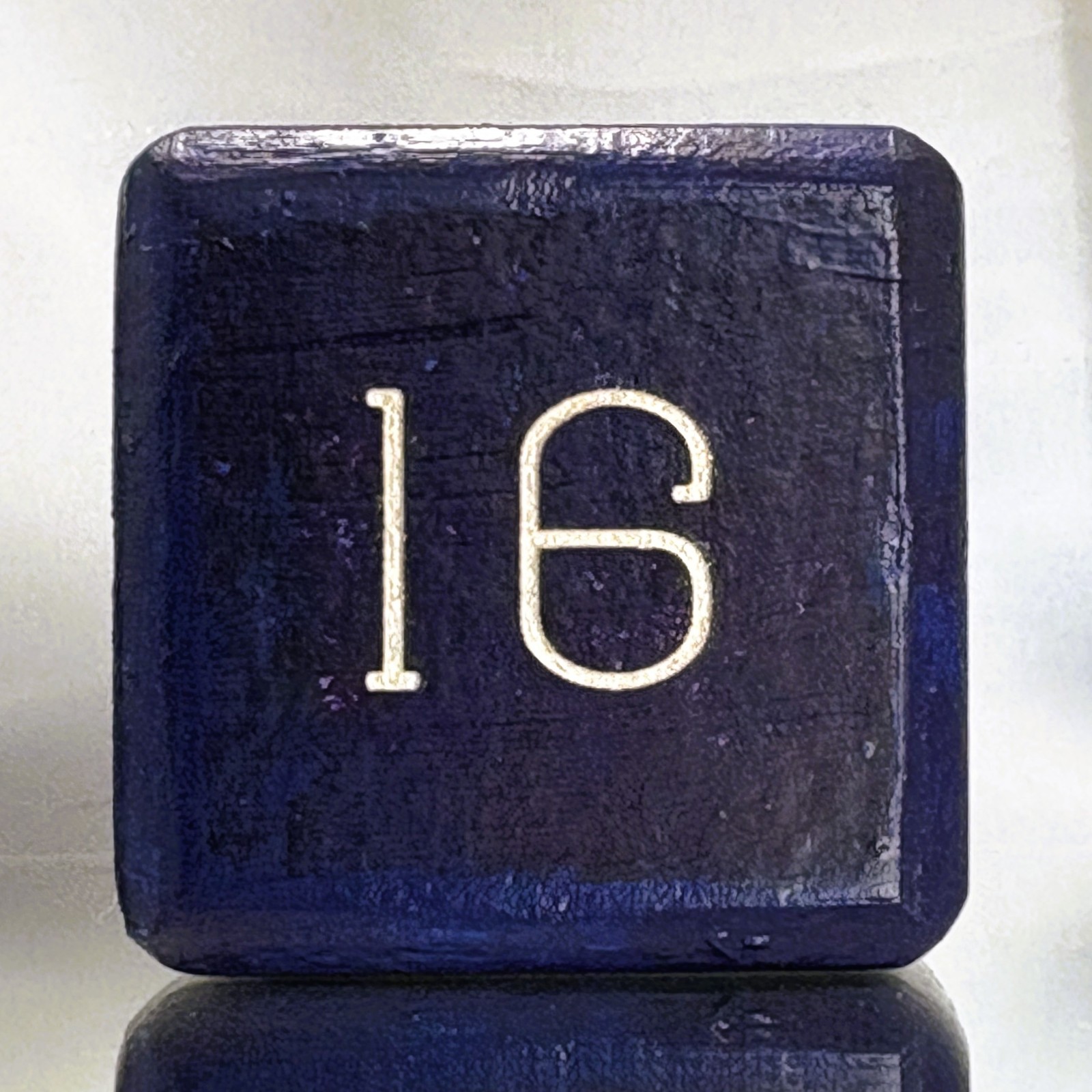 Stellar Stories – Where Games Meet Galaxy – Backgammon Doubling Cube 36mm