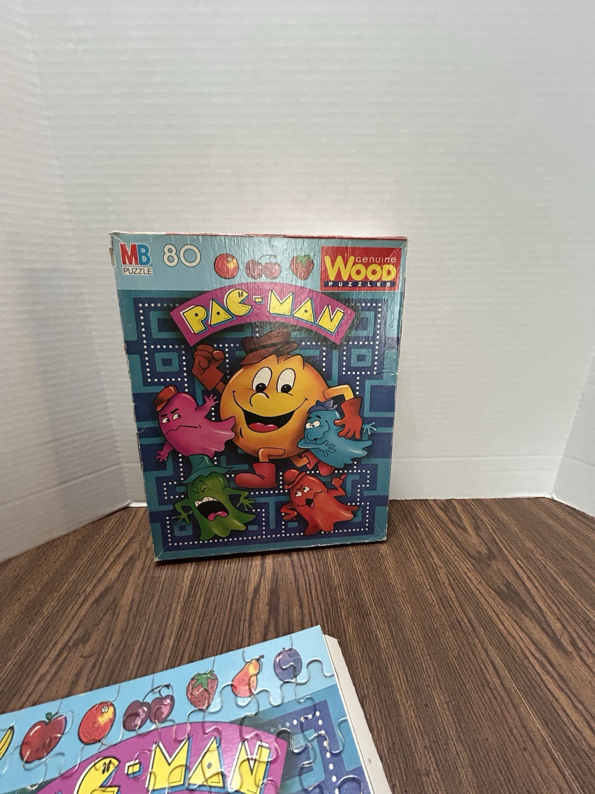 Pac-Man Genuine Wood Puzzles Milton Bradley 80 Pieces with Box