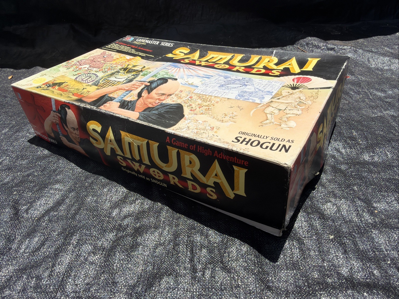 SAMURAI SWORDS Milton Bradley Board Game 4720 Sealed Parts Open Box
