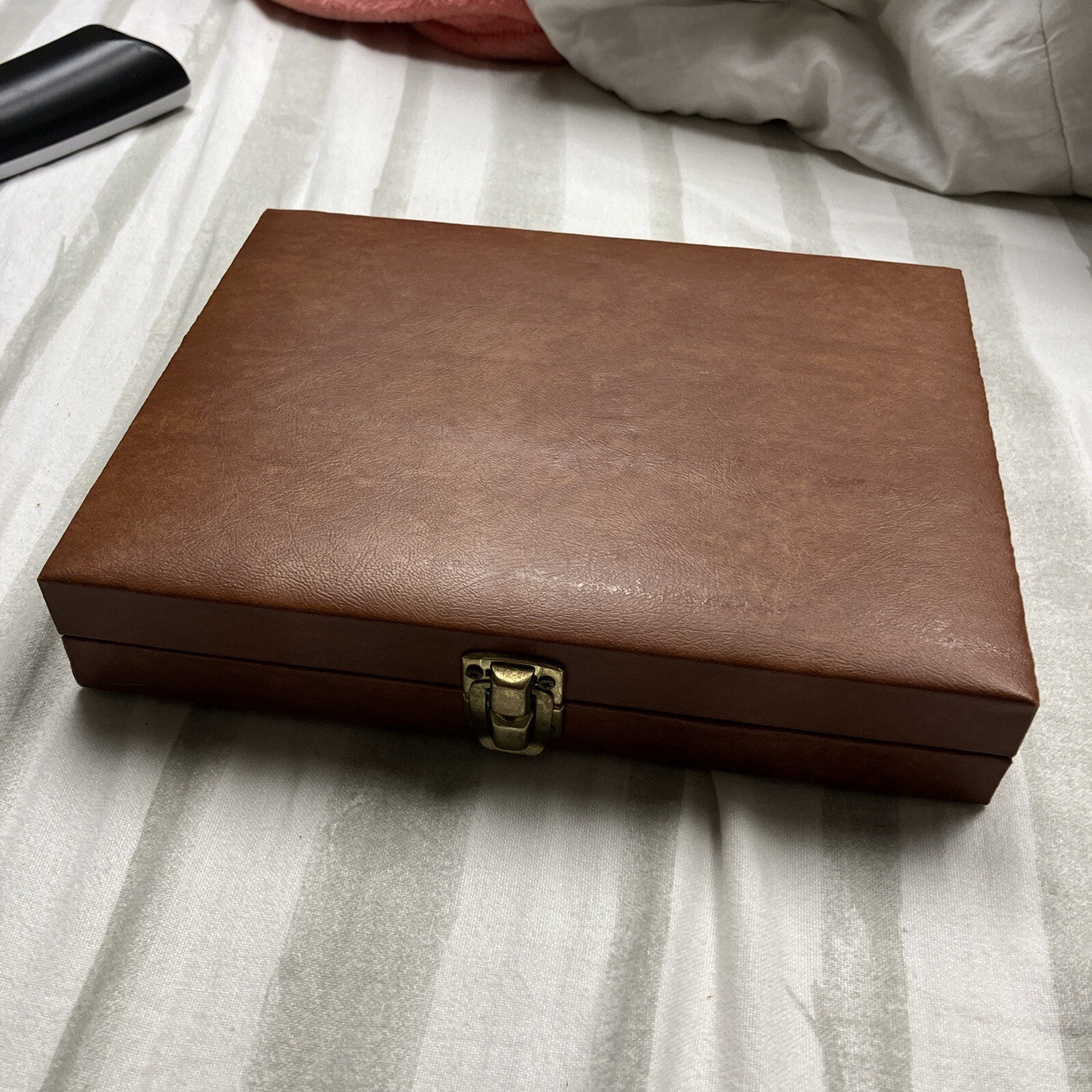 Faux Leather Case Backgammon Game Travel Size Opens 14” x 9” One Shaker* EUC