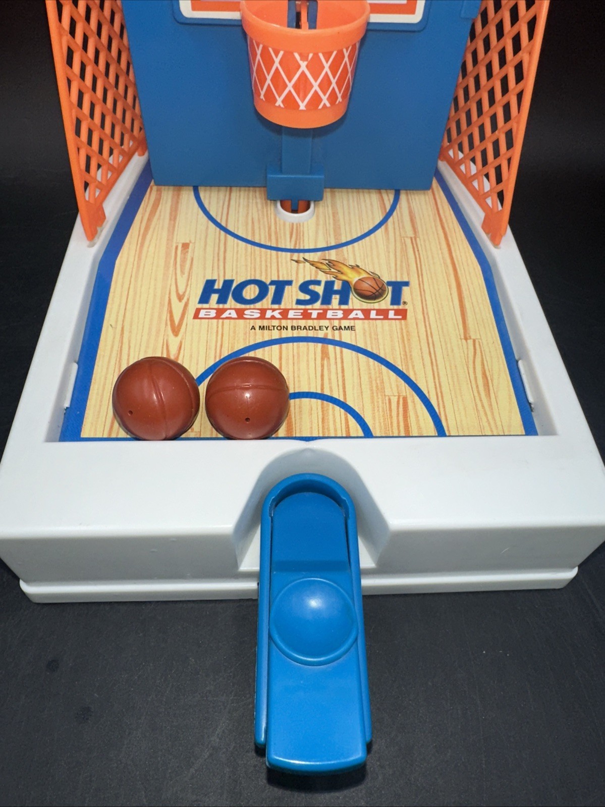 Vintage MB Milton Bradley Travel Hot Shot Basketball Game Complete working 1992