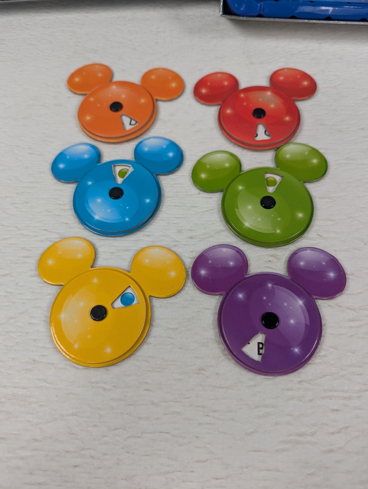 Pictopia Picture Trivia Disney Edition Board Game2-6 Players Age7+