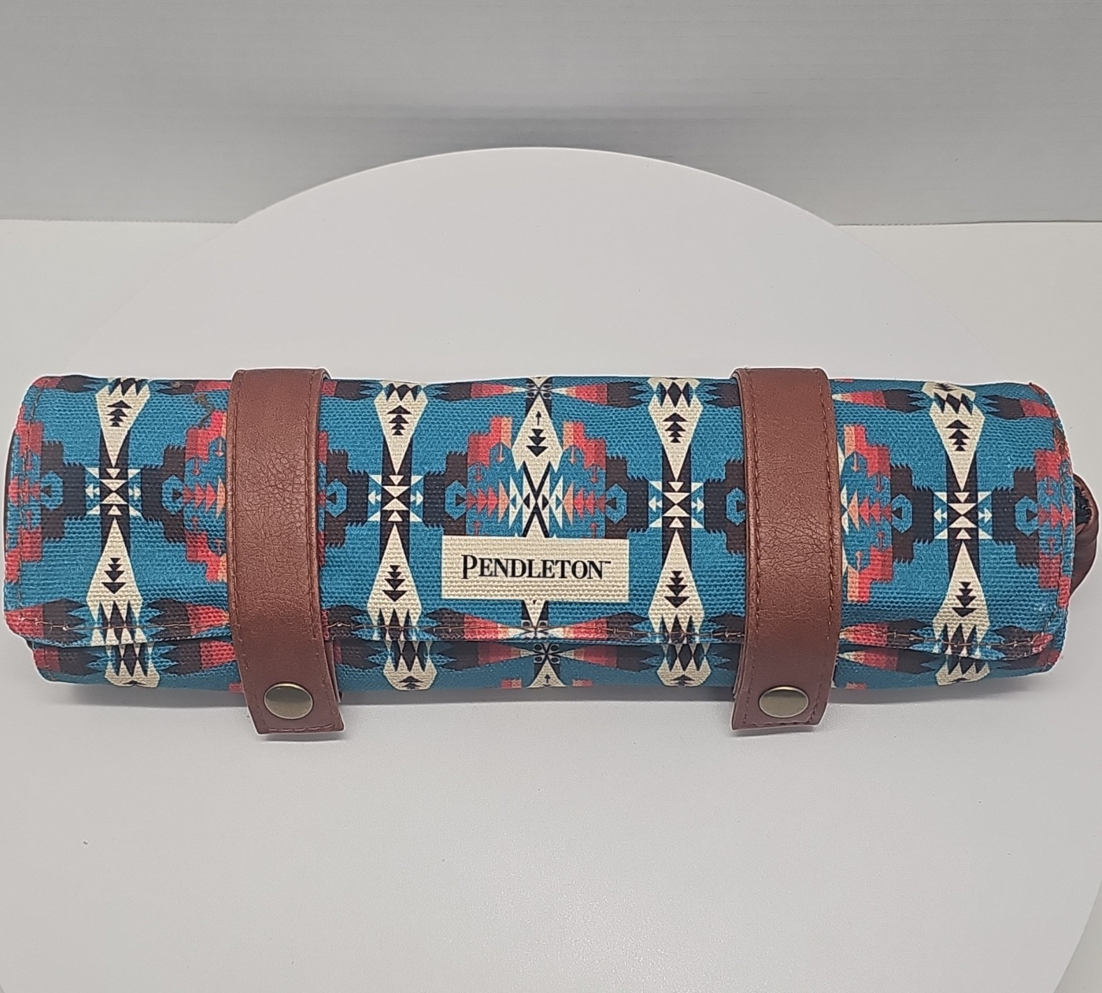 Pendleton Backgammon Travel Roll-Up Set w/ Zippered Case-Native American Pattern