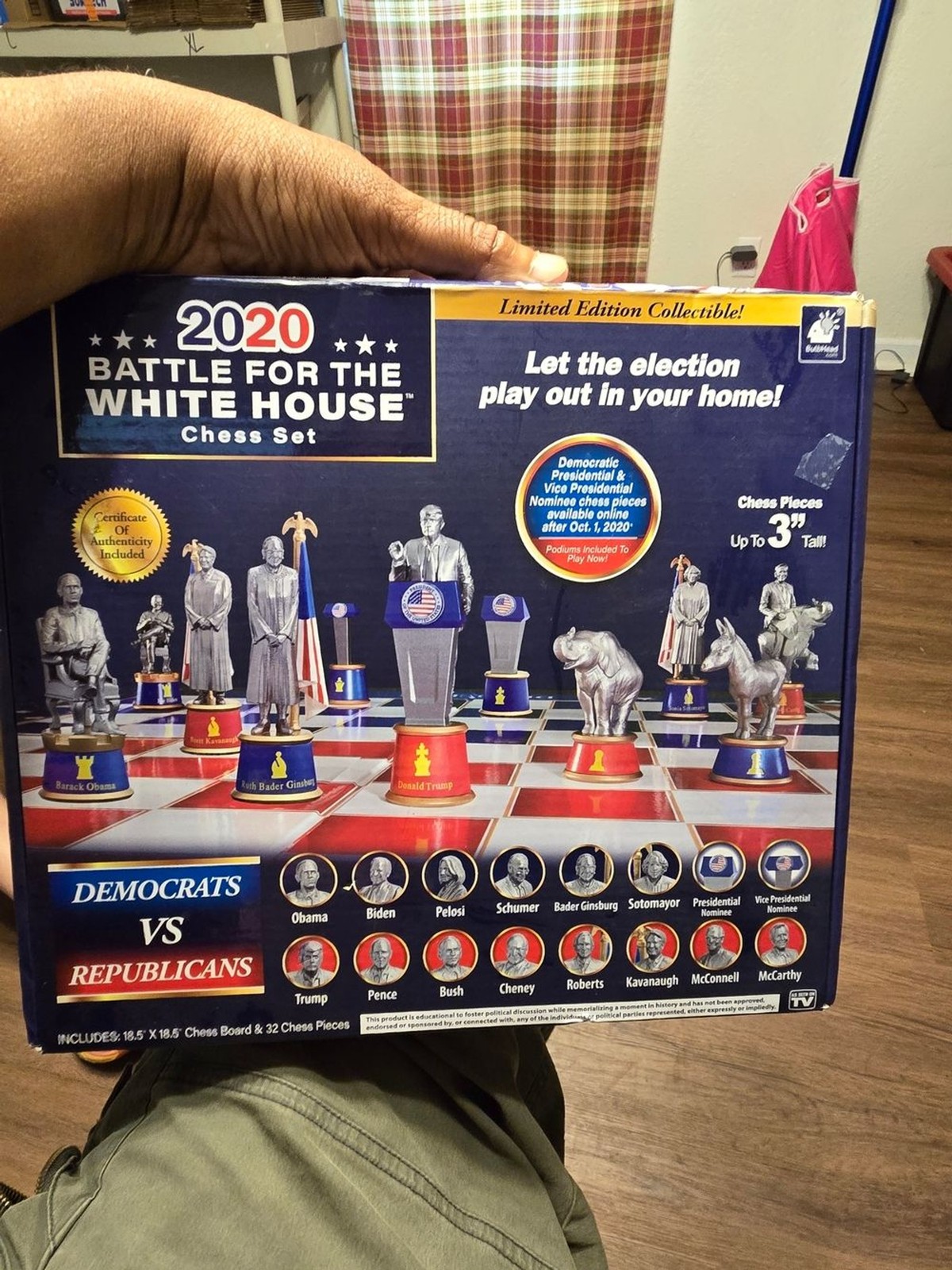 2020 Battle for the White House Collector Chess Set – Blue & Red