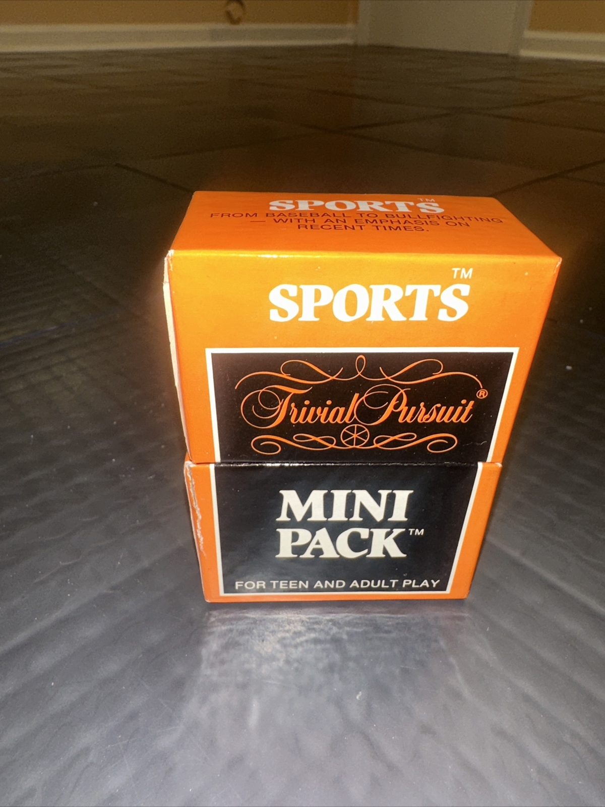 TRIVIAL PURSUIT SPORTS MINI PACK FOR TEENS AND ADULT 120 CARDS COMPLETE