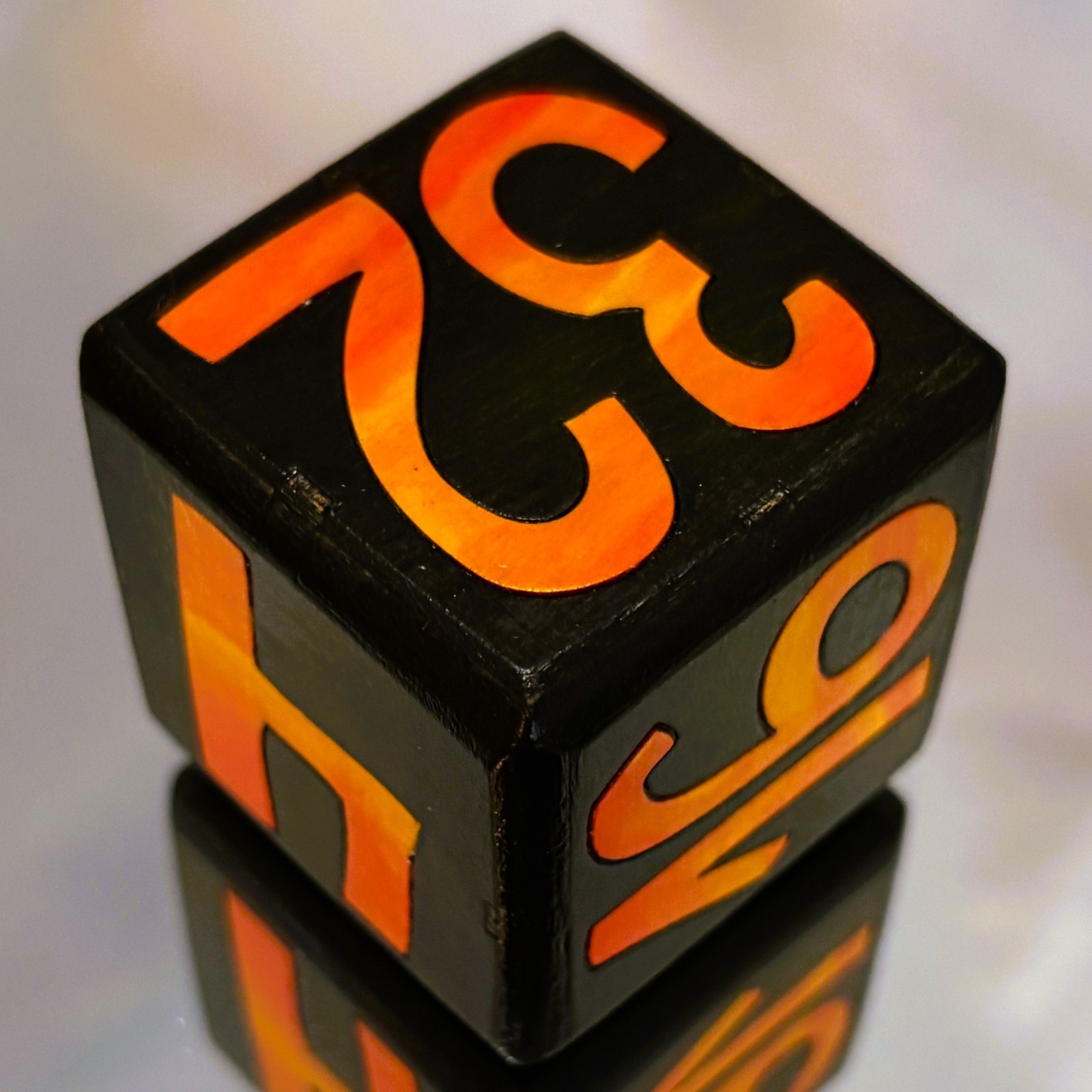 IGNITE – Spark Strategic Fire – Backgammon Doubling Cube 36mm