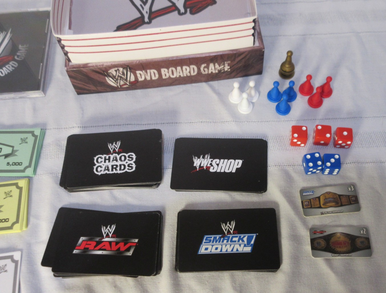 Rare 2005 World Wrestling Entertainment WWE Smack Down VS Raw DVD Board Game