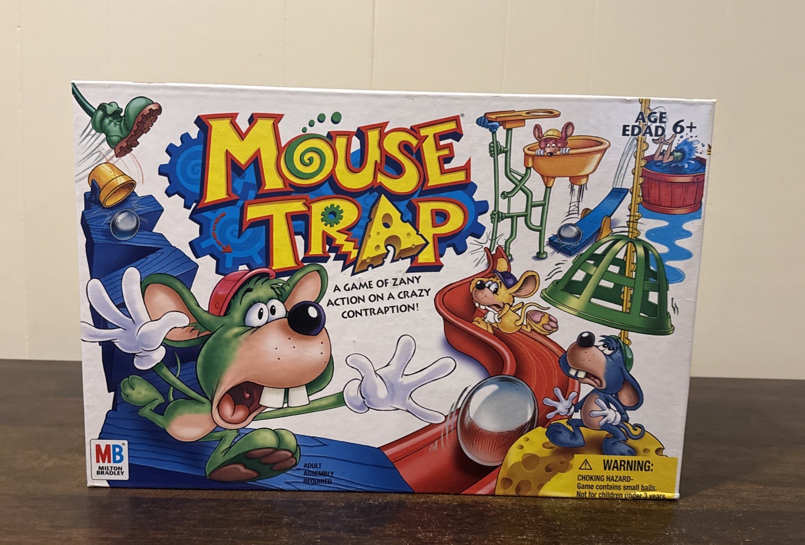 2005 Mouse Trap Milton Bradley Classic Board Game Kids Family Complete