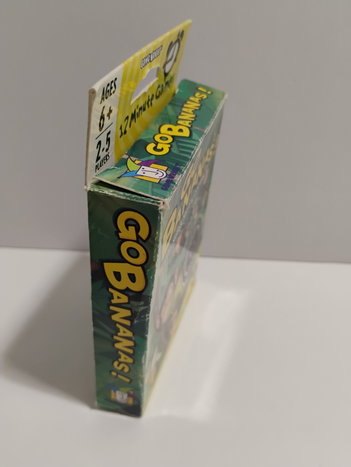 Vintage 2004 Gamewright Go Bananas Monkey Matching Card Game COMPLETE