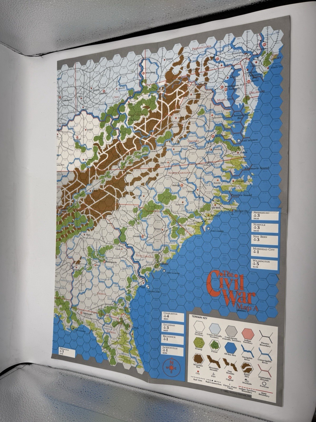 The Civil War 1861-1865 War Board Game in Original Box- 1983 Vintage- COMPLETE