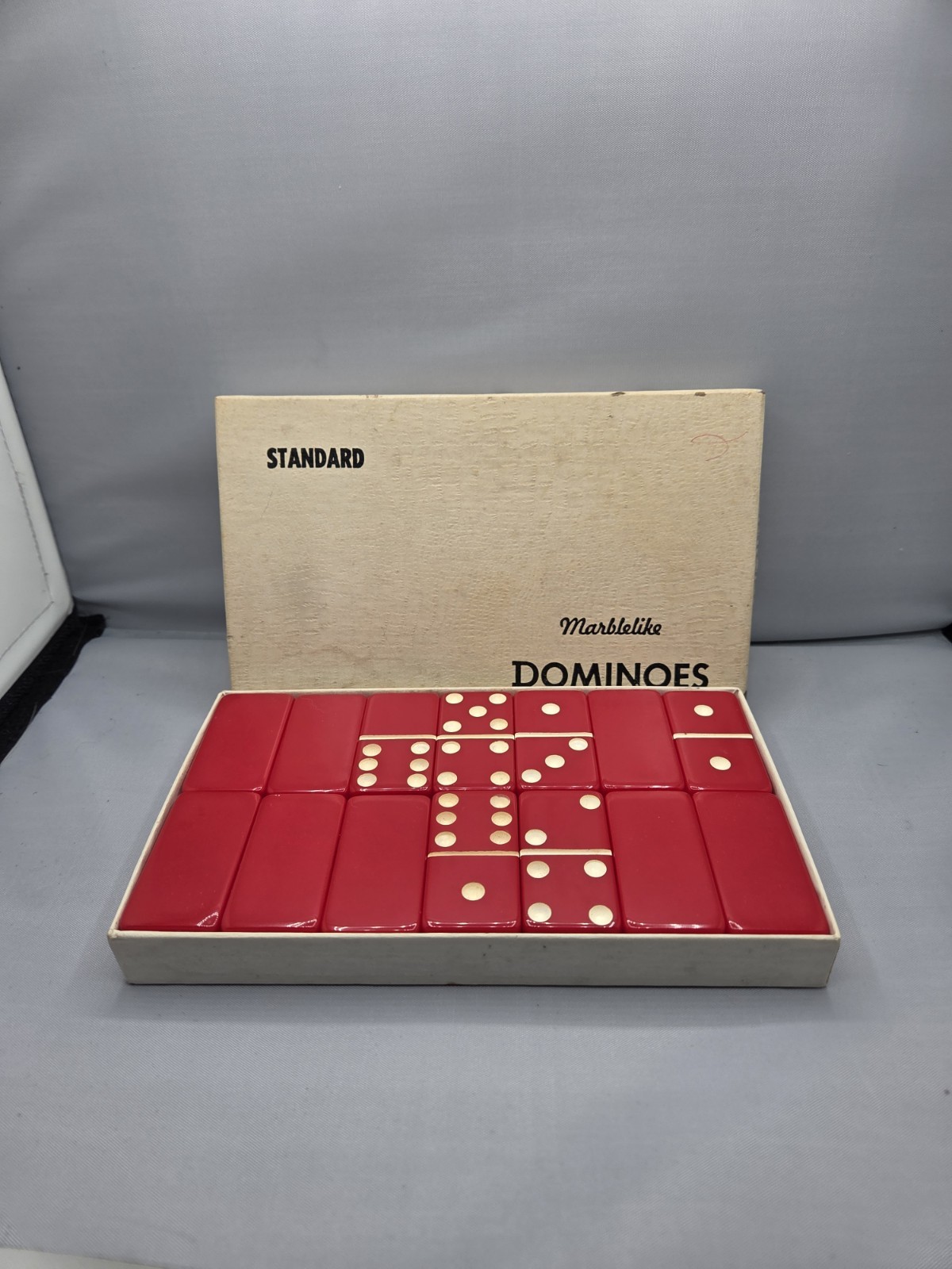 VTG Puremco Standard Red Bakelite Double Six 28 Tile Domino Set- Great Condition
