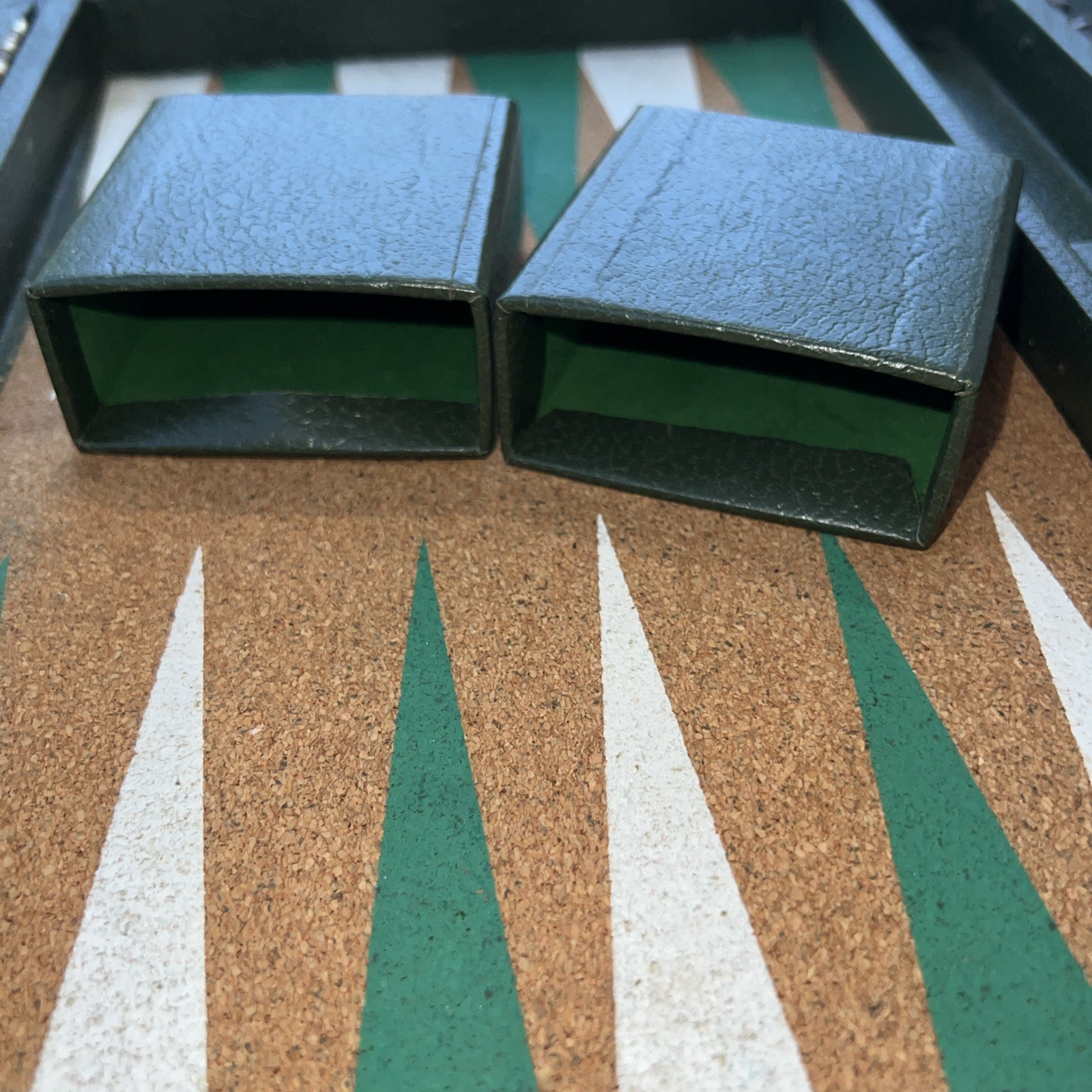 Vintage All-Mart Backgammon Set Bakelite/Catalin Green Swirl – Case Cork Board