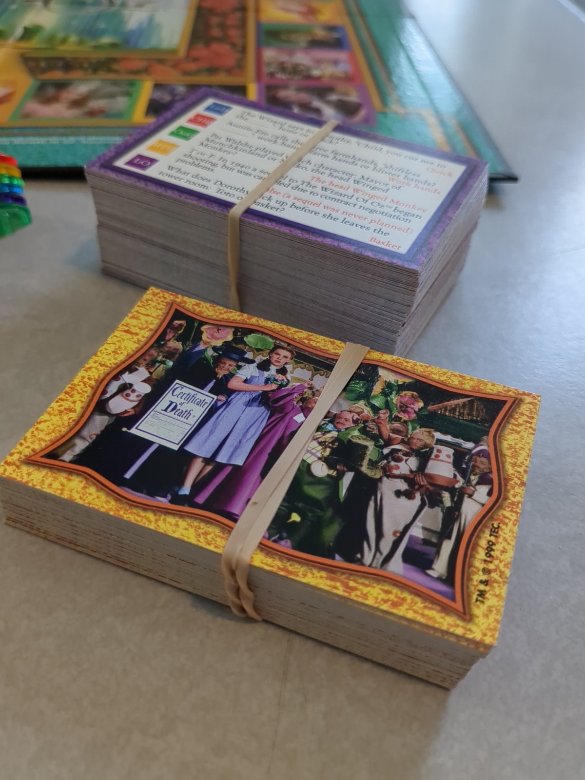 Wizard of Oz Trivia Game Complete Pressman 1999 Tin