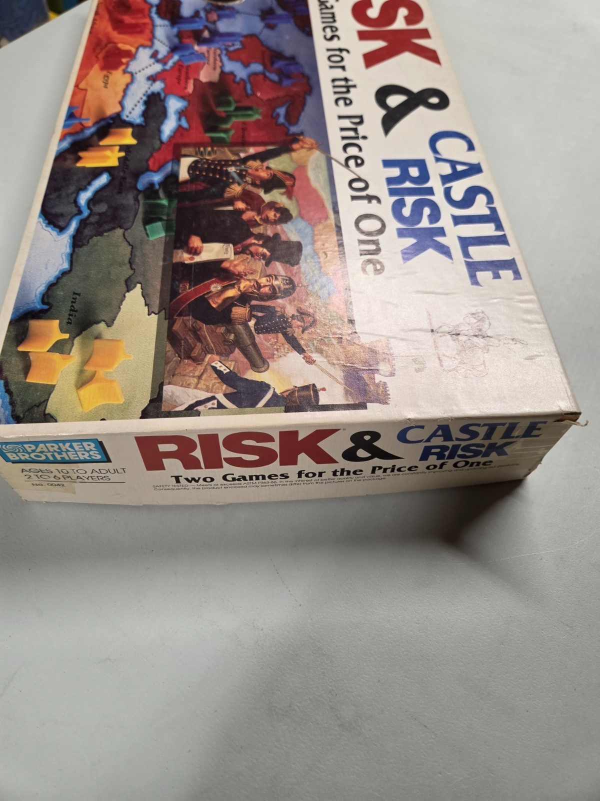 VGC Risk and Castle Risk Board Game 1990 Vintage 2 In 1 Parker Brothers Complete