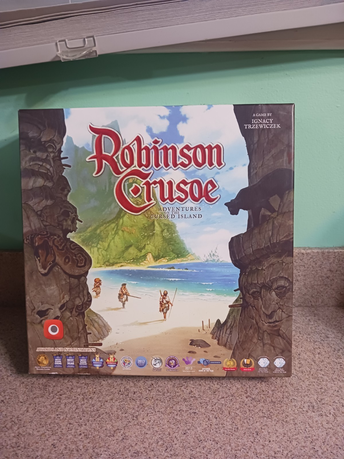 Robinson Crusoe Adventures on the Cursed Island Board Game COMPLETE PLAYED ONCE