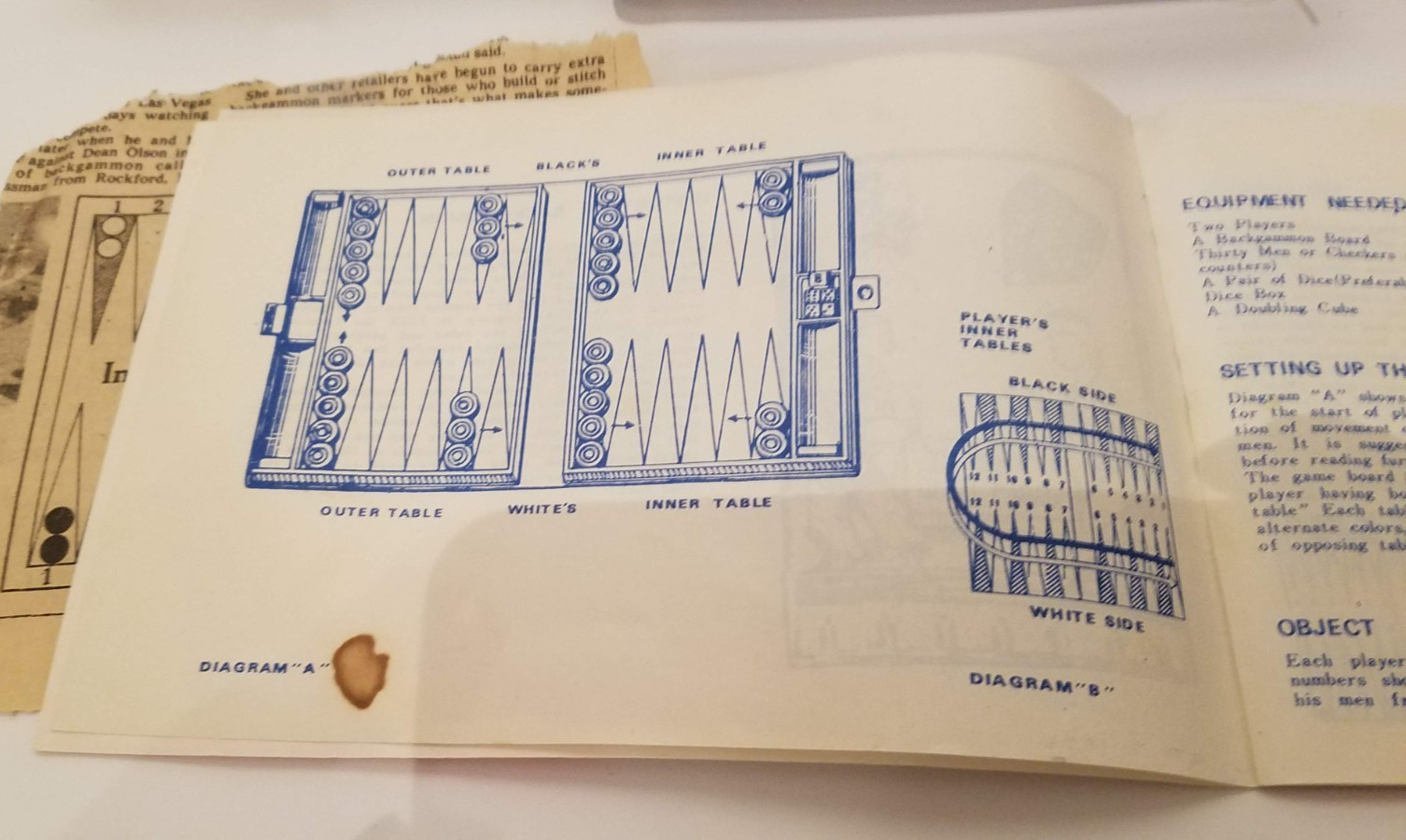 Backgammon Game Set in Case Complete