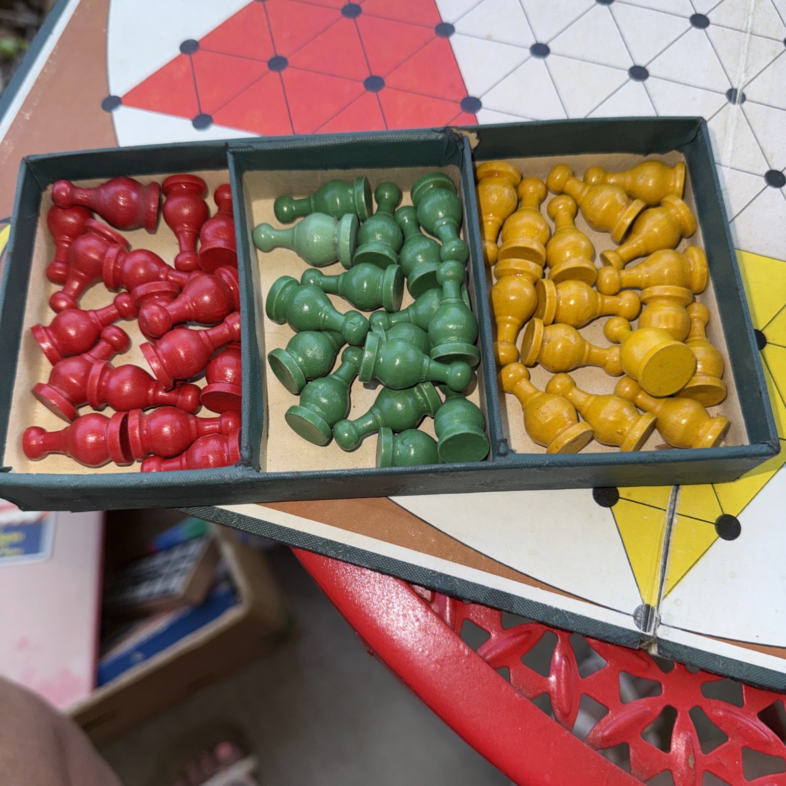 Ching Gong Oriental Checkers by Gabriel & Sons New York USA Vintage 1950’s