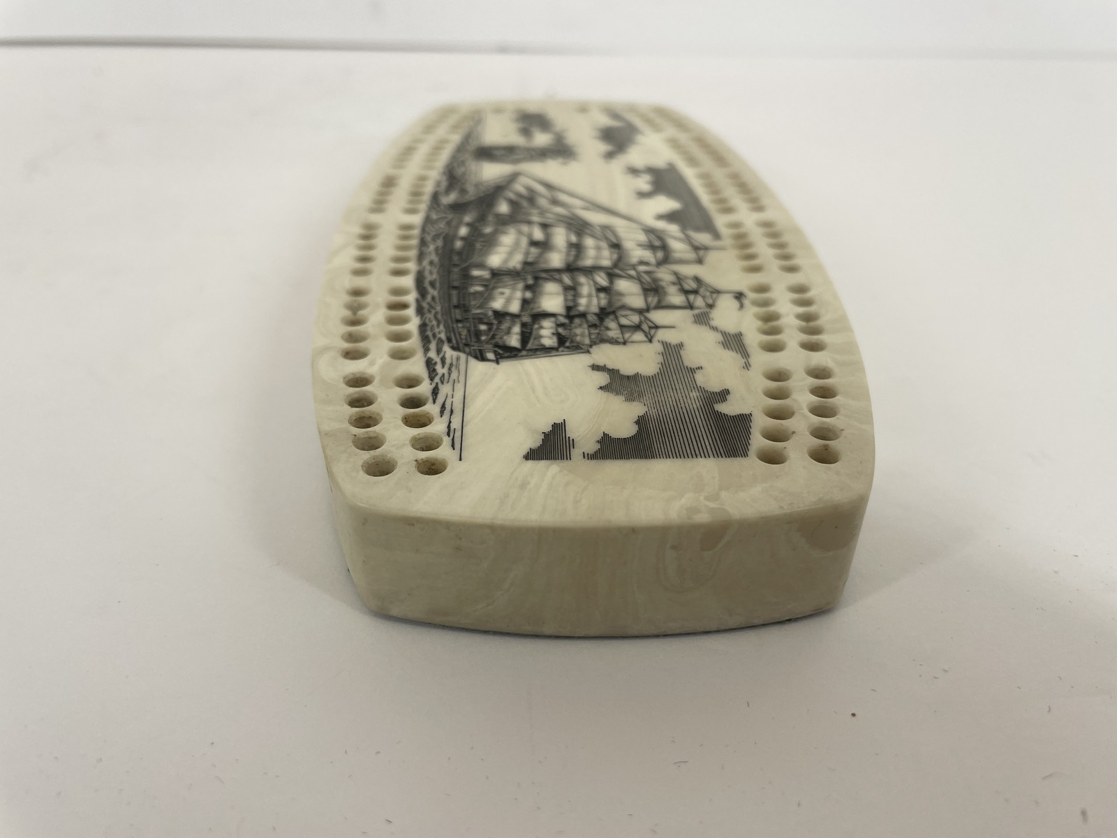 Vintage Style Cribbage Board Nautical Ship Ocean Theme Cream Marbled Felt Bottom