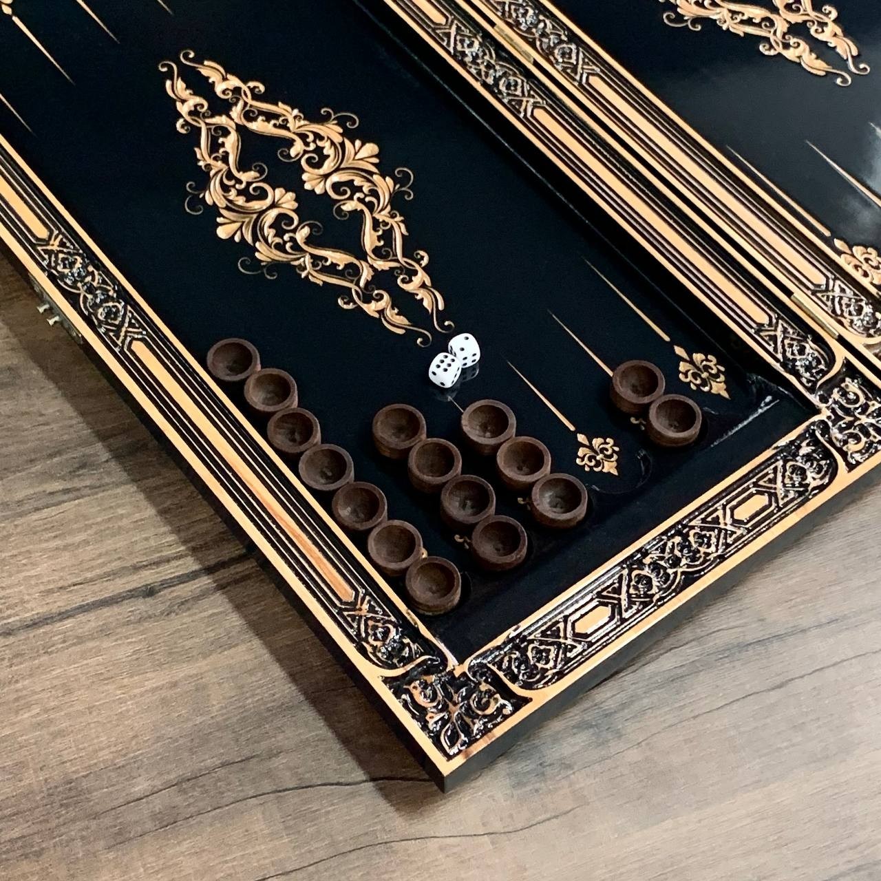 Luxury Wood Backgammon Set Lion Design Handmade Maple Wood Custom Gift 24″