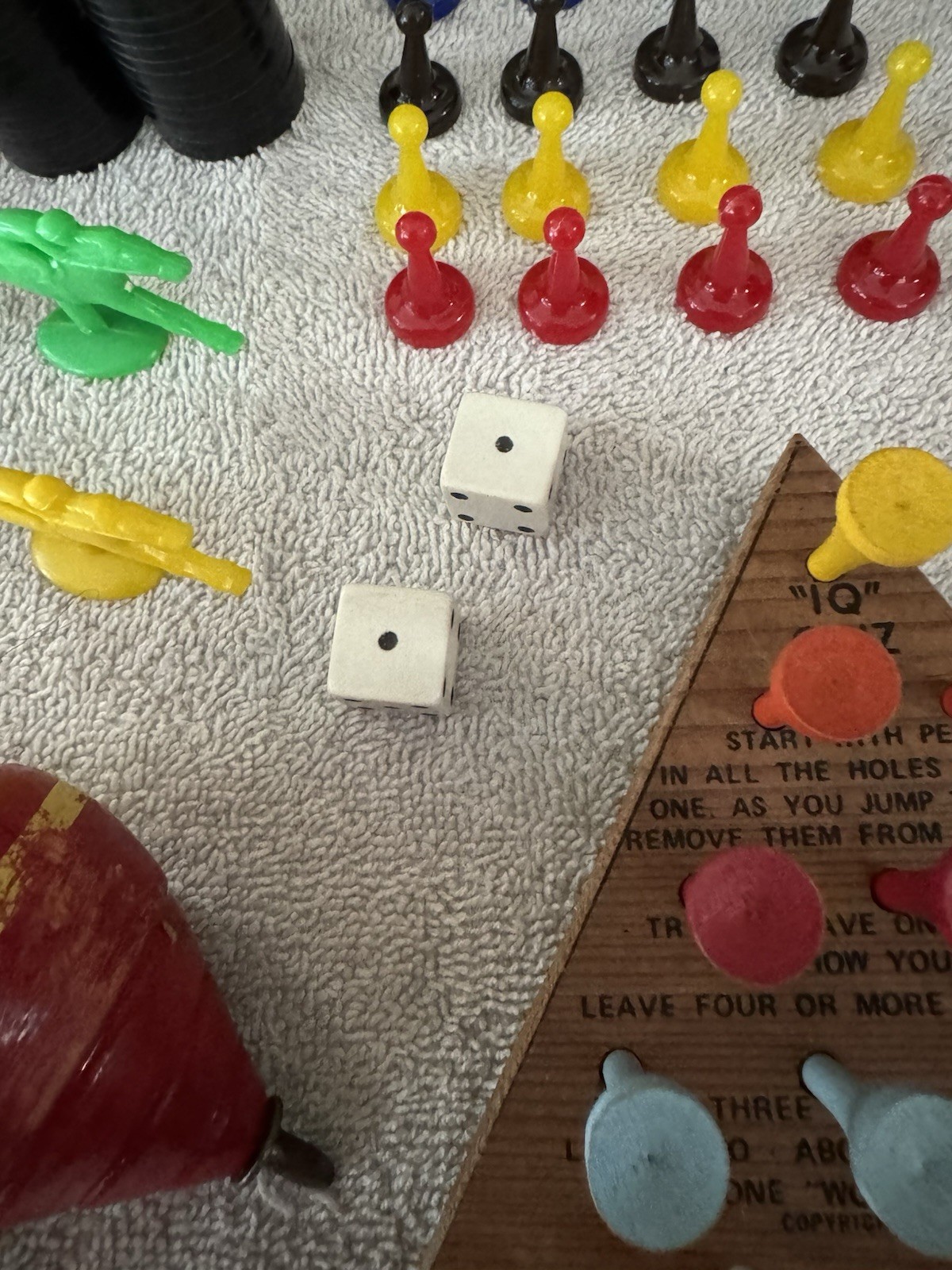 Lot Misc. Vintage Toys Spinner Tops Checkers Game Pieces Dice IQ Quiz +1 see Pic