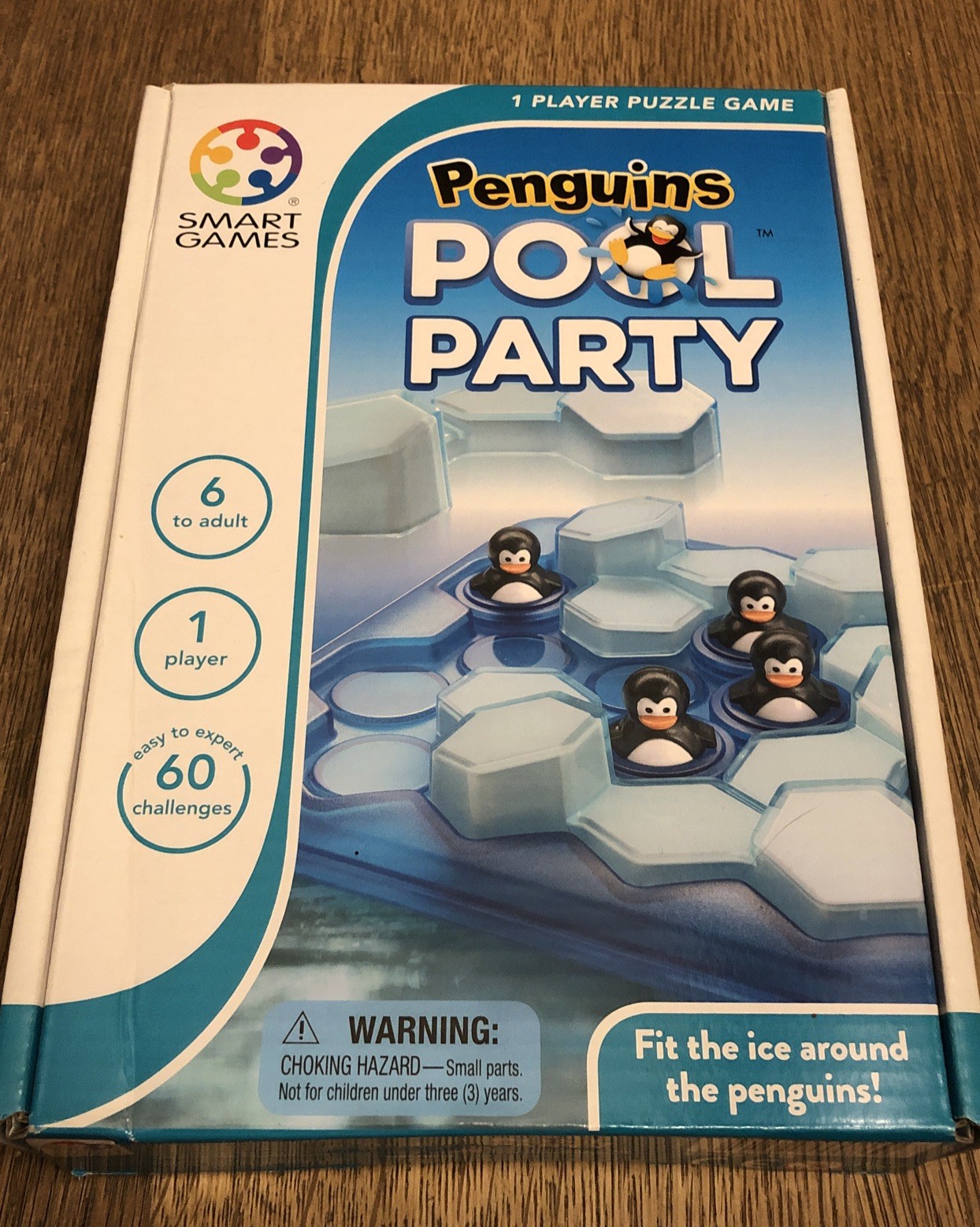 Smart Games – Penguins Pool Party 1 Player Puzzle Game 60 Challenges