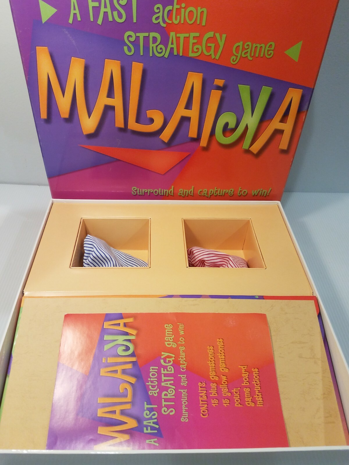 Malaika Strategy Board Game Surround and Capture RARE VTG Sterling Games 2003