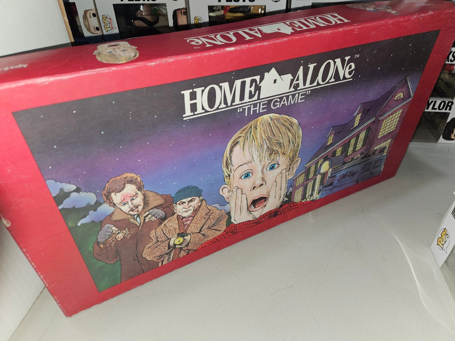 Home Alone The Game THQ Board Game Ages 6-12 Cardboard 1991 Movie Tie-in