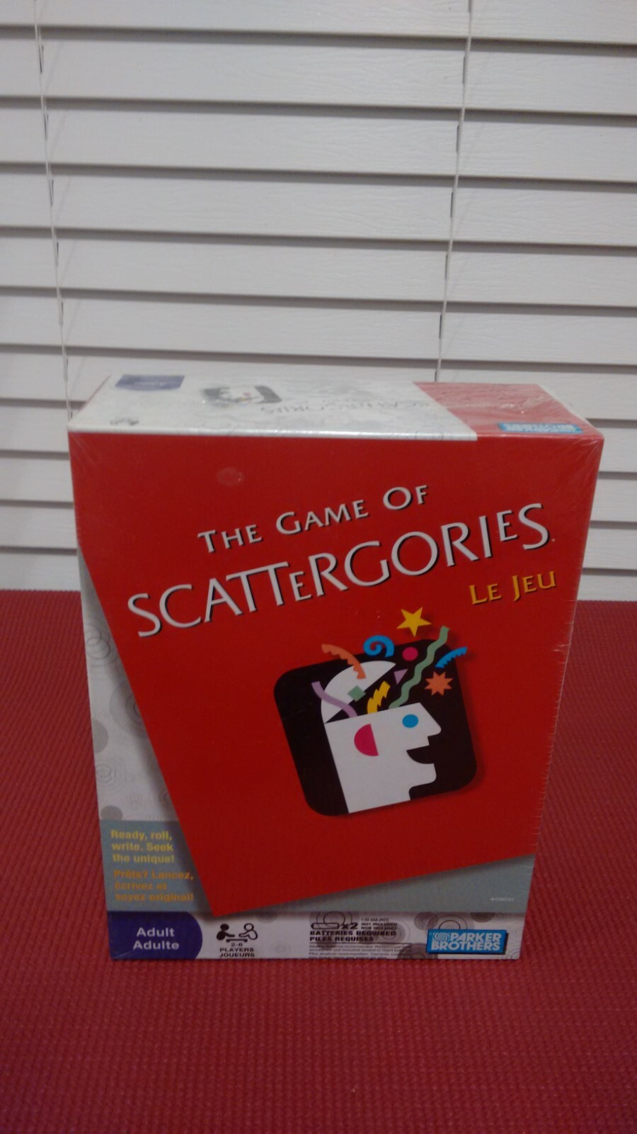 PARKER BROTHERS THE GAME OF SCATTERGORIES ADULT GAME-BILLINGUAL NEW 2-6 PLAYERS
