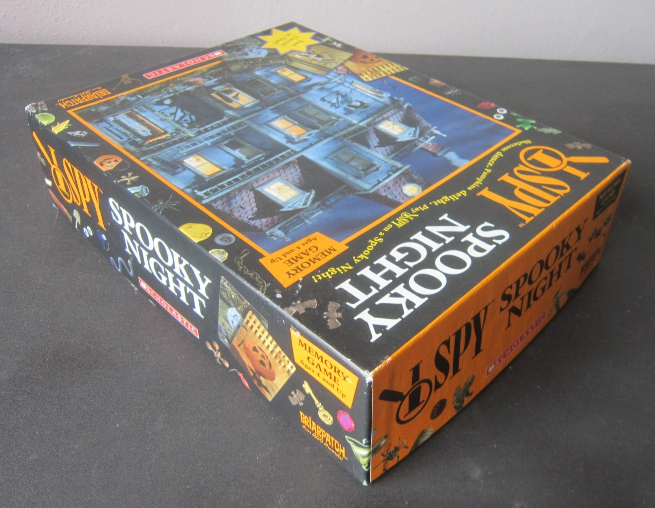 Complete! Scholastic I SPY SPOOKY NIGHT GAME w/ All memory cards Riddle cards