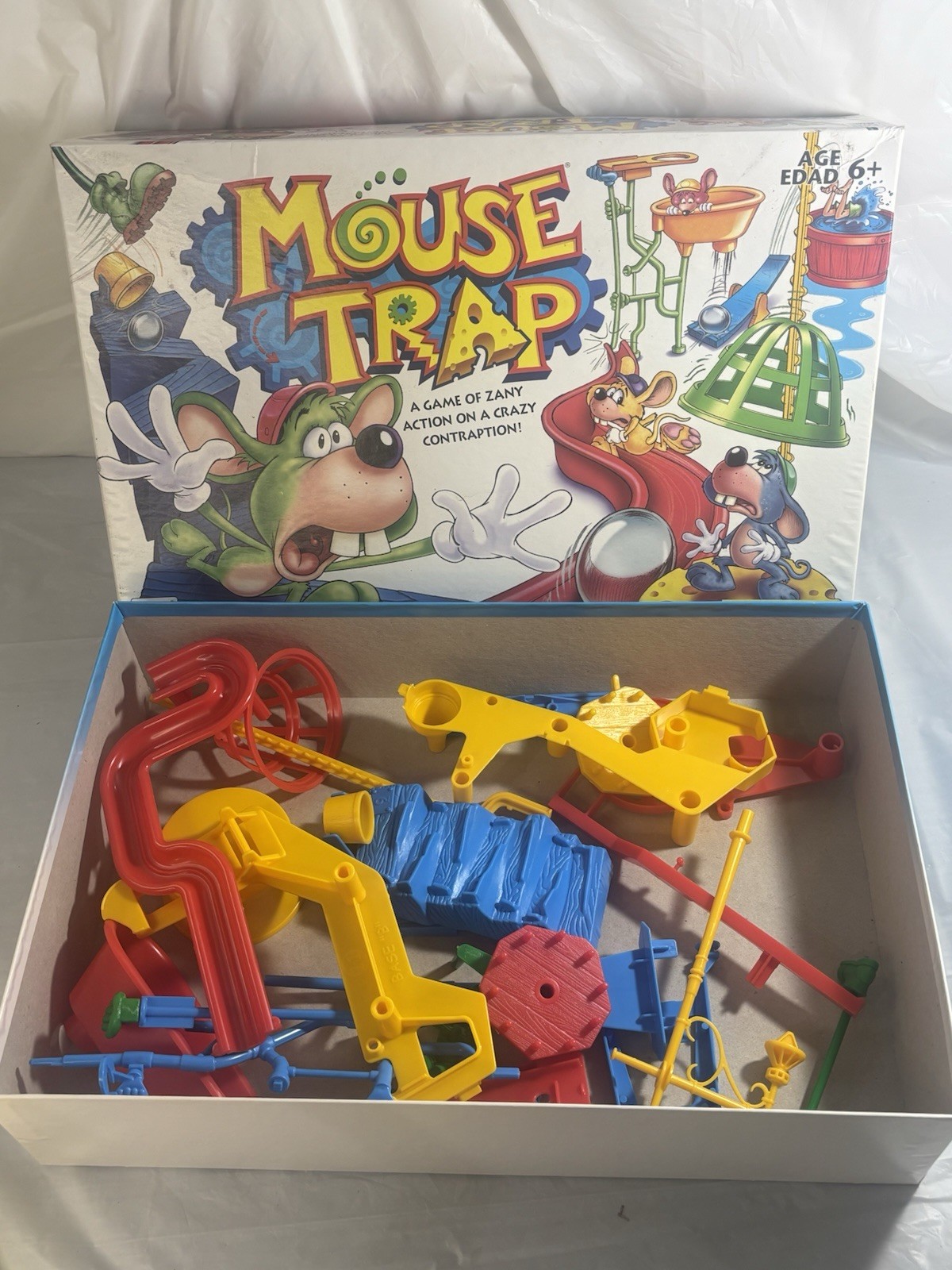 2005 Mouse Trap Game by Milton Bradley Complete in Great Condition